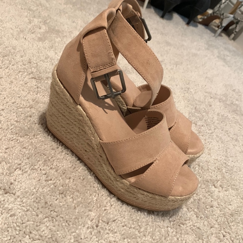 Size 6 wedge heels